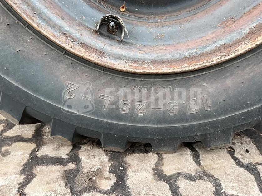 1998 ليبهير L522-44294250