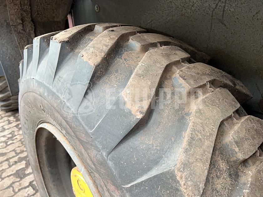 1998 ليبهير L522-44334918