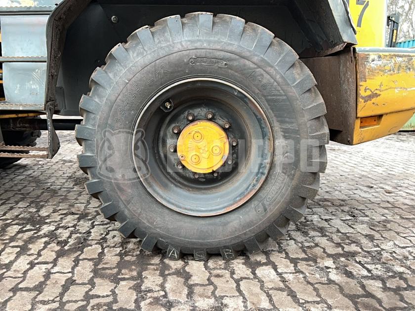 1998 ليبهير L522-44334920