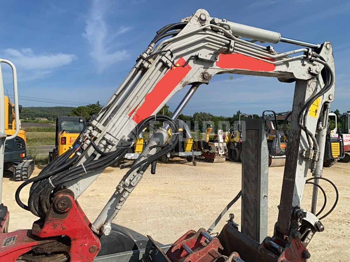 2018 TAKEUCHI TB225-44436955