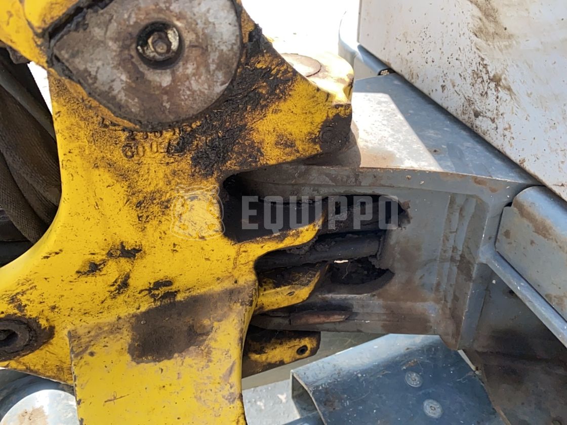 2017 WACKER NEUSON EZ28-44821896