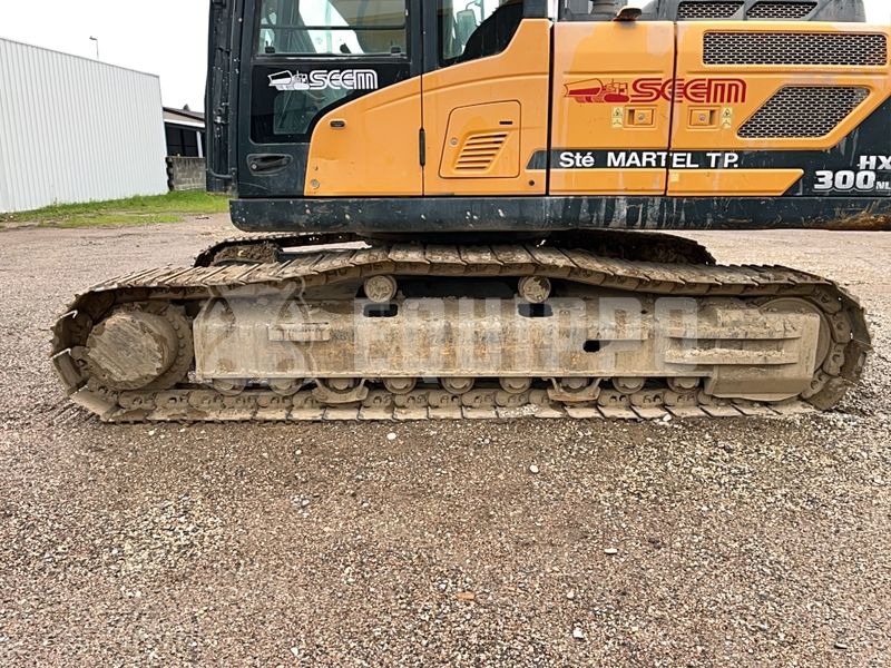 2017 Hyundai HX300-46915371