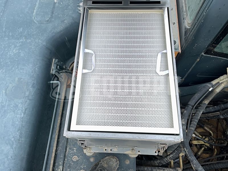 2017 Hyundai HX300-44357260