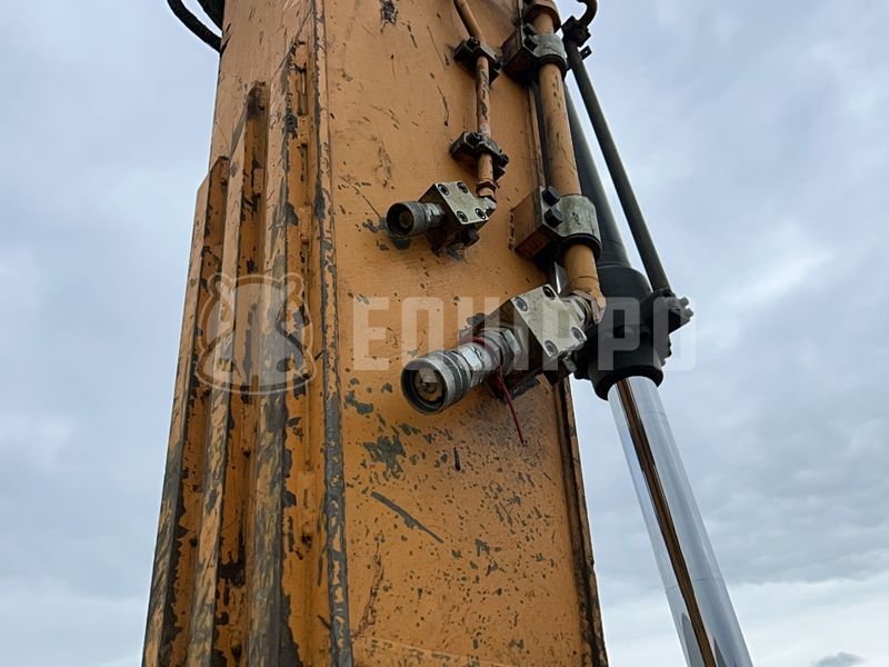 2017 Hyundai HX300-44357316