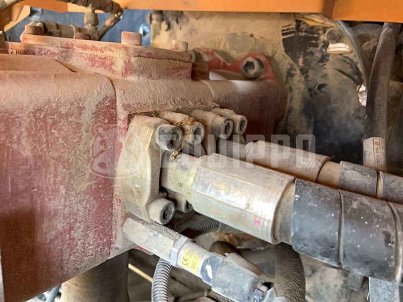 2017 Hyundai HX300-46915330