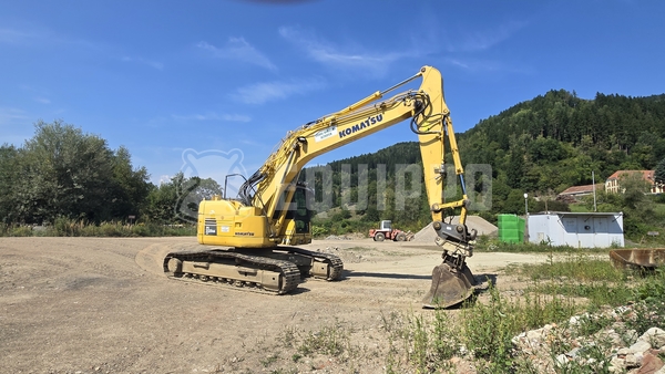 Picture of the Komatsu PC228US-LC-8