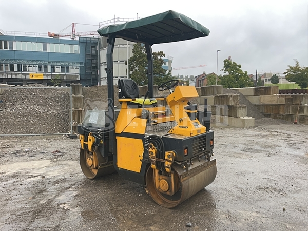 Picture of the Steck TB 21