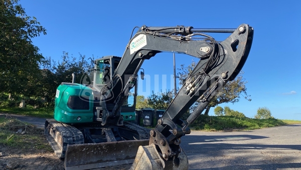 Foto van de Eurocomach Es 85 Zt met 3 graafbakken