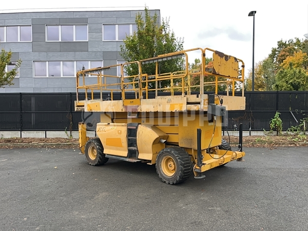 Photo de la JLG 4394RT (15m)