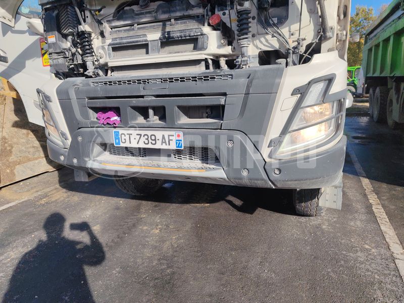 2023 فولفو FMX500-47843963