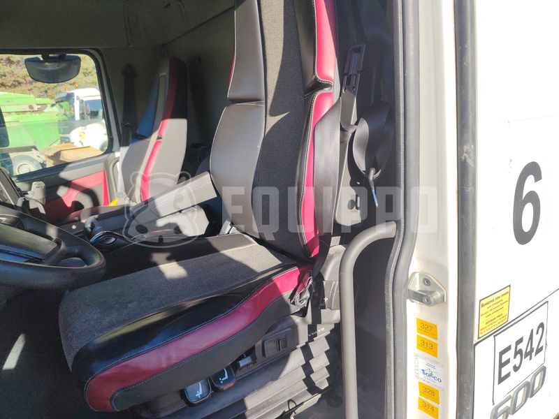2019 فولفو FMX 500-48645378