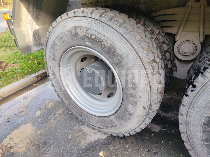 2024 فولفو FMX 500-47907561