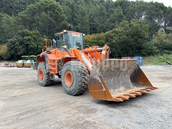 Picture of the Doosan DL420