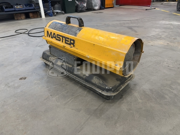 Foto van de Master B70CED Dieselkachel 20kW
