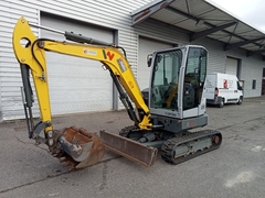Wacker Neuson EZ36 avec 3 godets d'excavatrice - Front gauche - Mini pelle < 7t d’Occasion