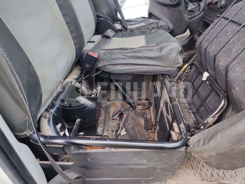 2016 Iveco 35C13-48643946