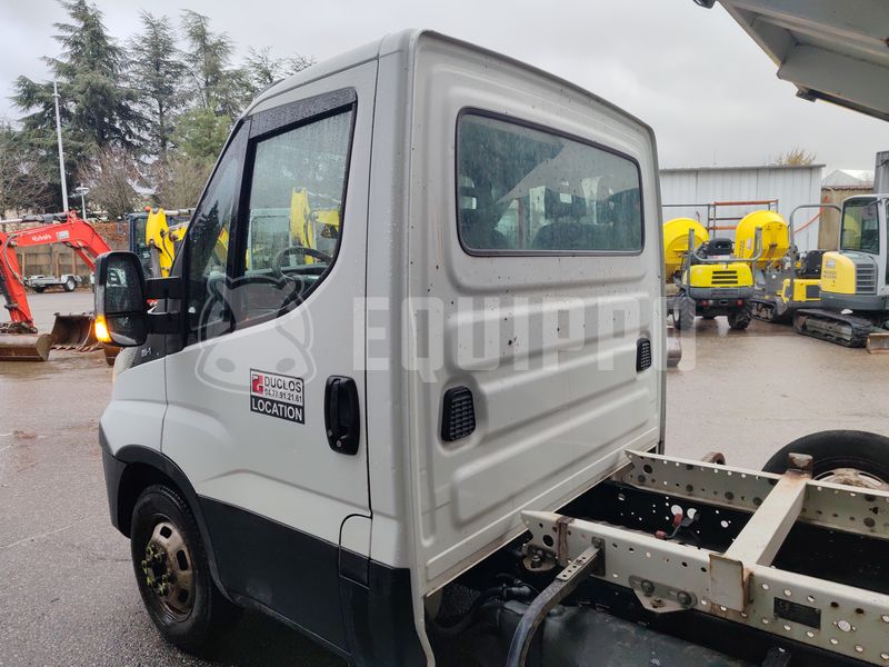 2016 Iveco 35C13-48680198