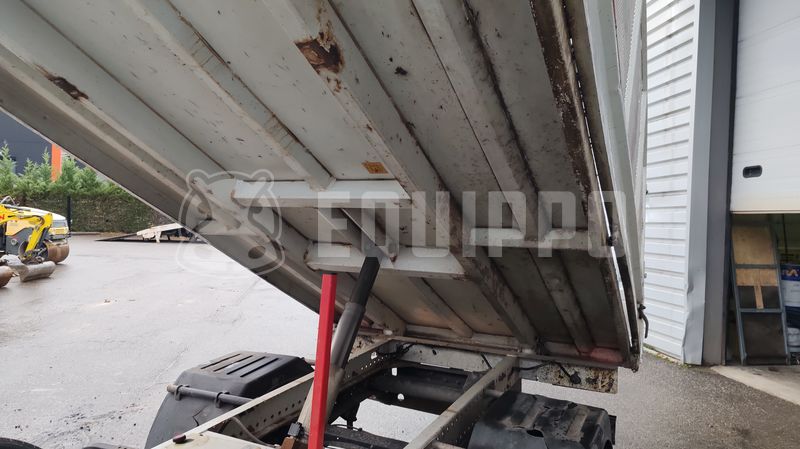 2016 Iveco 35C13-48701699