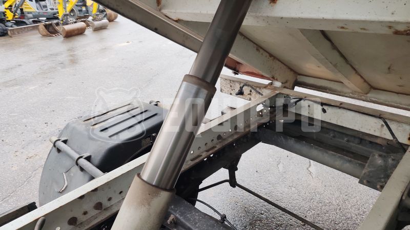 2016 Iveco 35C13-48701700