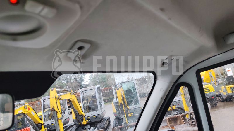 2016 Iveco 35C13-48701657