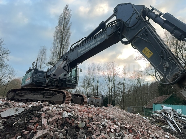 Foto van de Hitachi ZX350 LCN-7 met 2 graafbakken