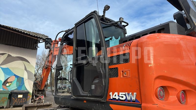 2019 هيتاشى ZX145W-6-47181265