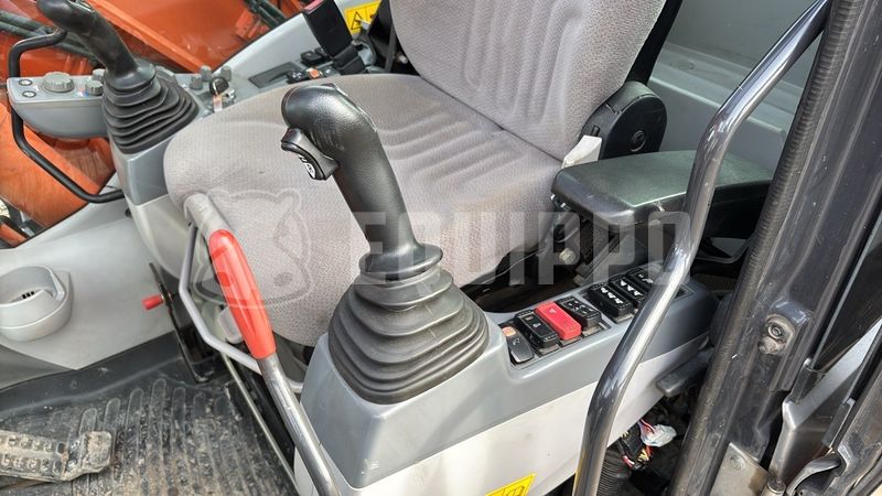 2019 هيتاشى ZX145W-6-47181240