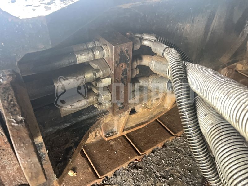 2015 Hitachi ZX470LCH-5B-48541797