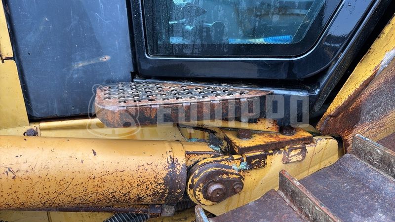 2012 كاتربيلر D6N LGP-46483325