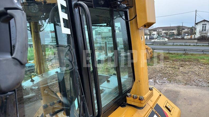 2012 كاتربيلر D6N LGP-46483282