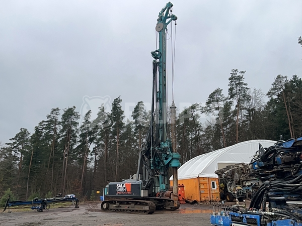 Picture of the Delmag RH 18 on Sennebogen SR 25T