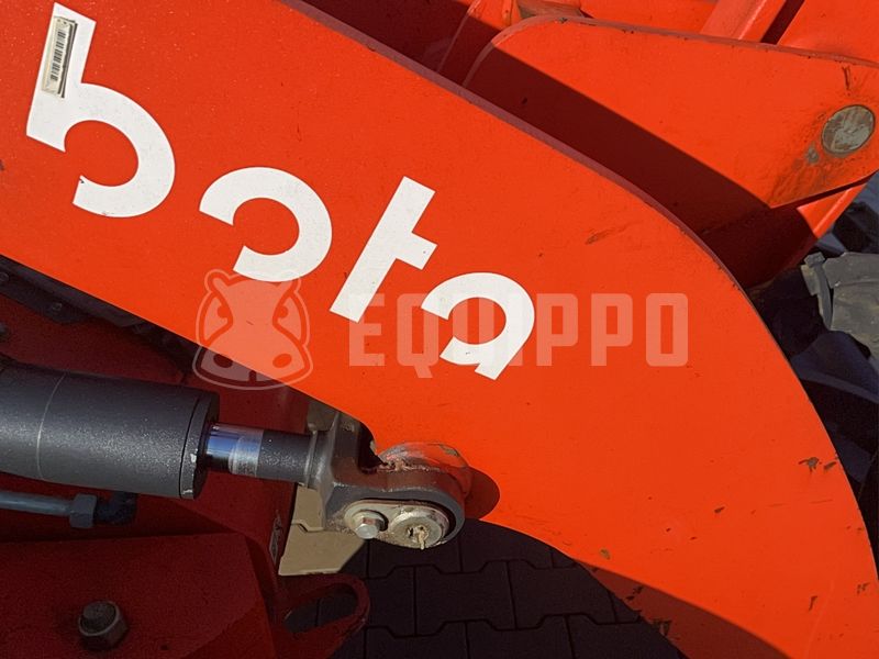 2016 كوبوتا R065-48131634