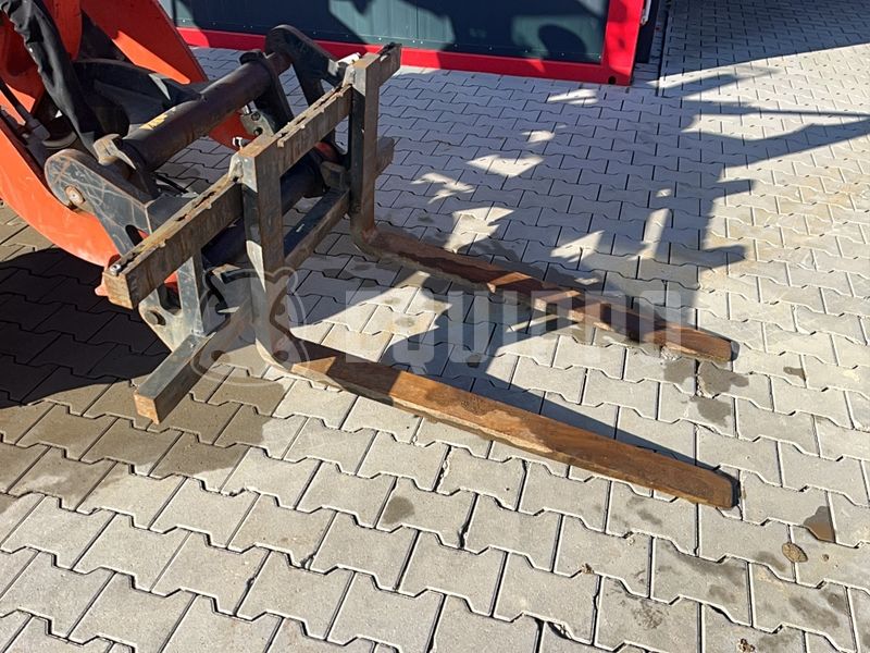 2016 كوبوتا R065-48131683