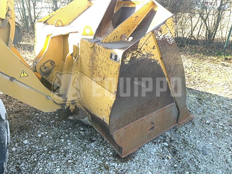 2016 Caterpillar 966M-46872358