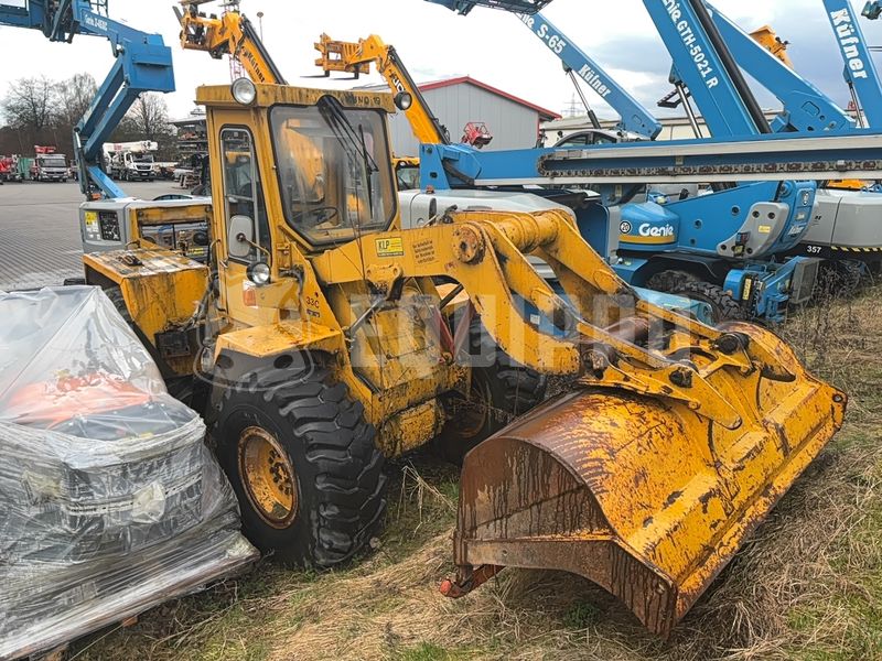 Hanomag MF 33C Massey Ferguson / seulement pour pièces - - Chargeur sur Pneus d’Occasion
