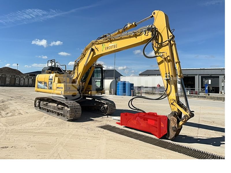 2020 كوماتسو HB215LC-3-48042753