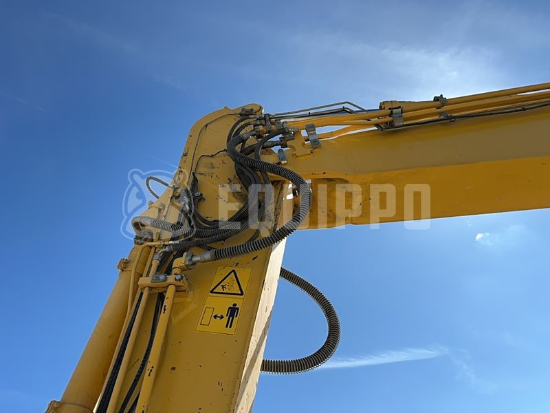 2020 Komatsu HB215LC-3-47359254
