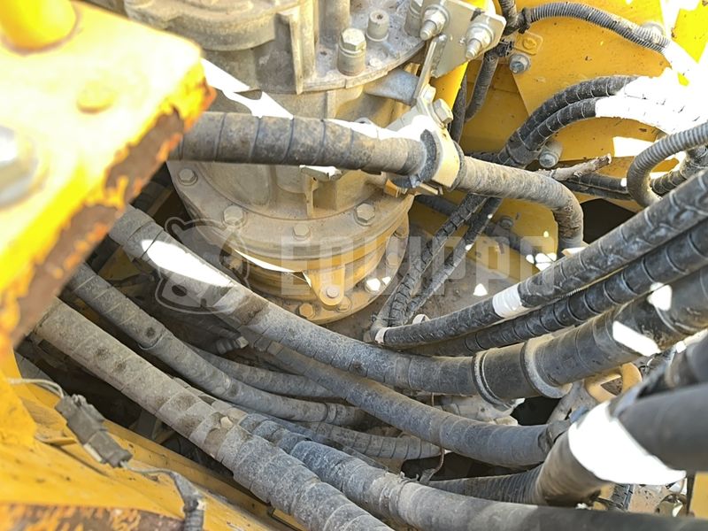 2020 Komatsu HB215LC-3-48191350