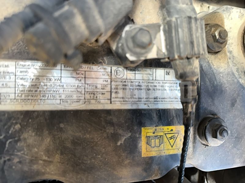 2020 Komatsu HB215LC-3-47359215
