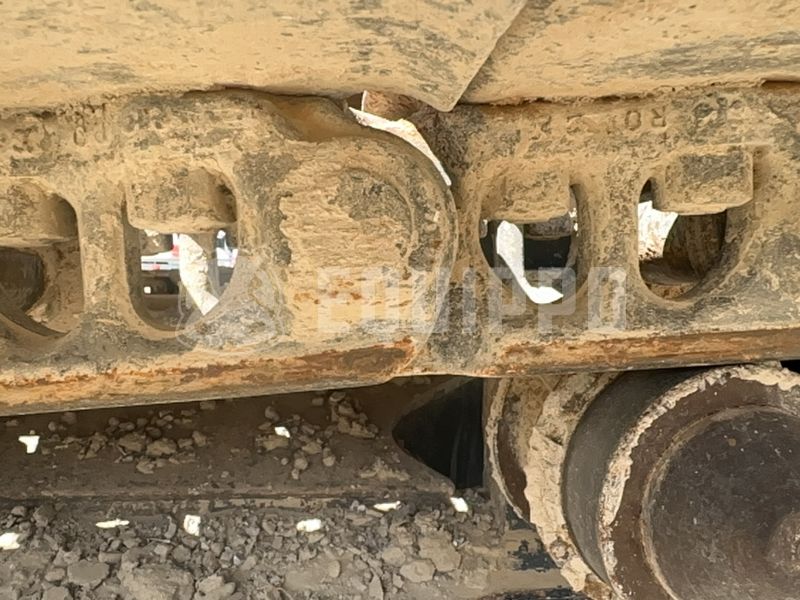 2020 كوماتسو HB215LC-3-48042869