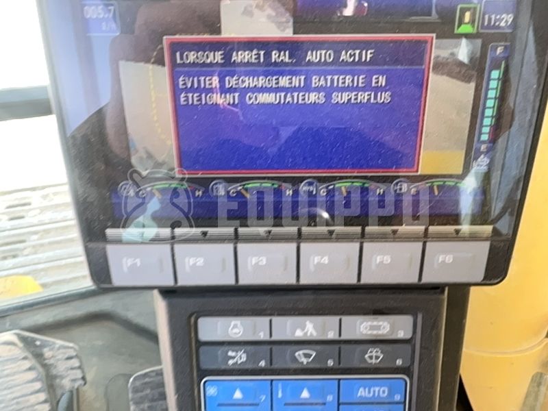 2020 Komatsu HB215LC-3-47359200
