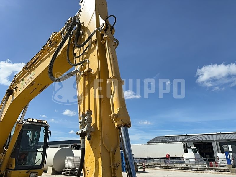 2020 Komatsu HB215LC-3-48191369