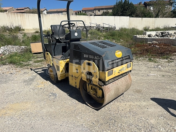 Photo de la Bomag BW 100 AC-3