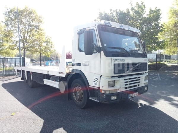Picture of the Volvo FM6229A
