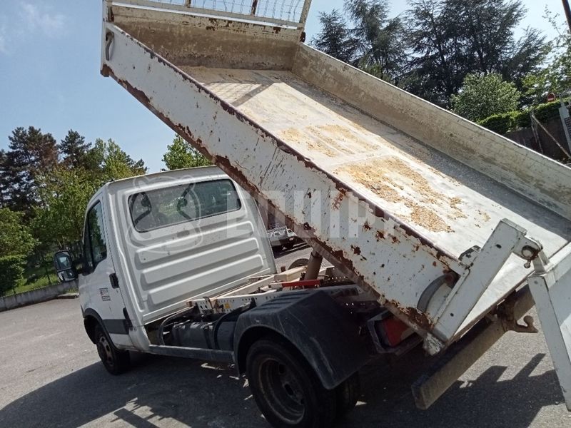 2014 ايفكو 35C11-48315706