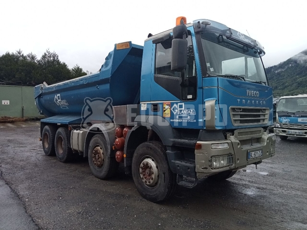 Foto van de Iveco TRAKKER 8x4
