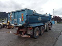 Iveco Trakker AD410T44 8×4 - - Camión Volquete Usada