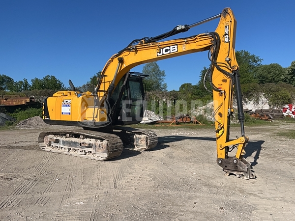 Foto van de JCB JS145LC 4F