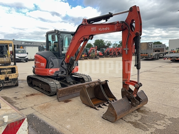 Photo de la Kubota U55-4