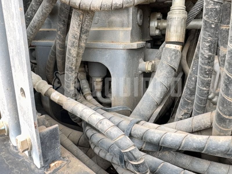 2014 Hitachi ZX135US-5B-48265300